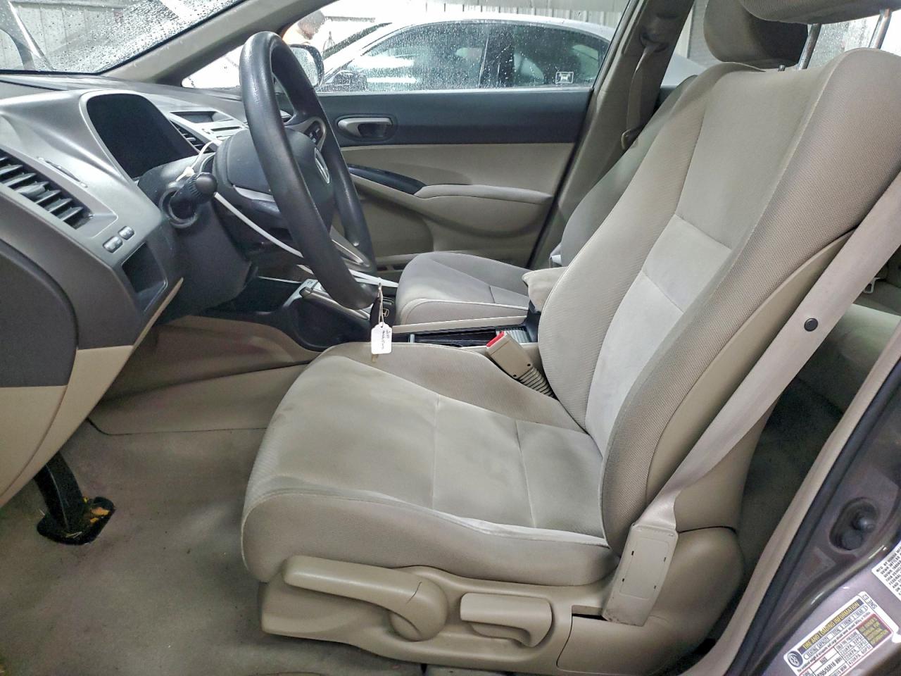 2010 HONDA CIVIC LX photo 25
