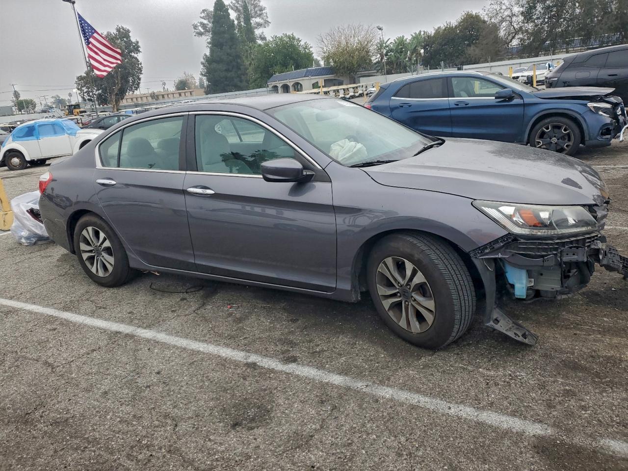 2013 HONDA ACCORD LX photo 4