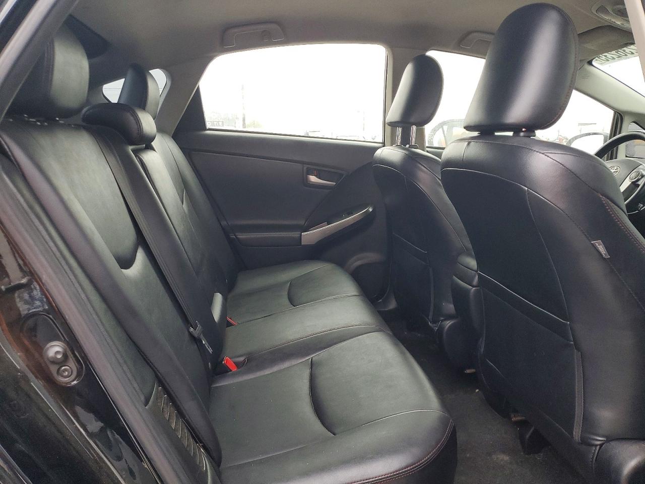 2013 TOYOTA PRIUS photo 19