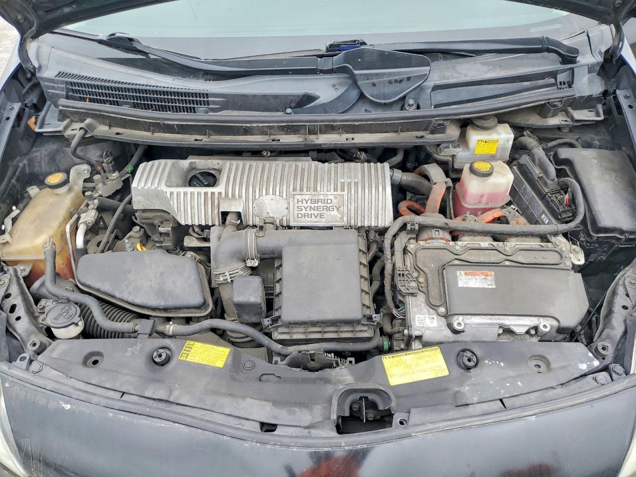 2013 TOYOTA PRIUS photo 21