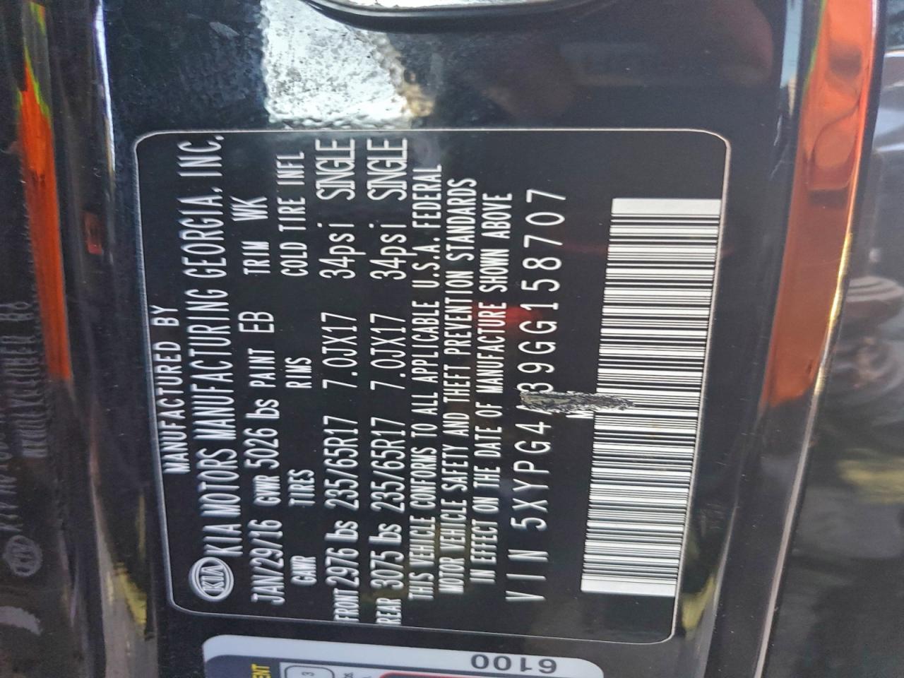 2016 KIA SORENTO LX photo 25