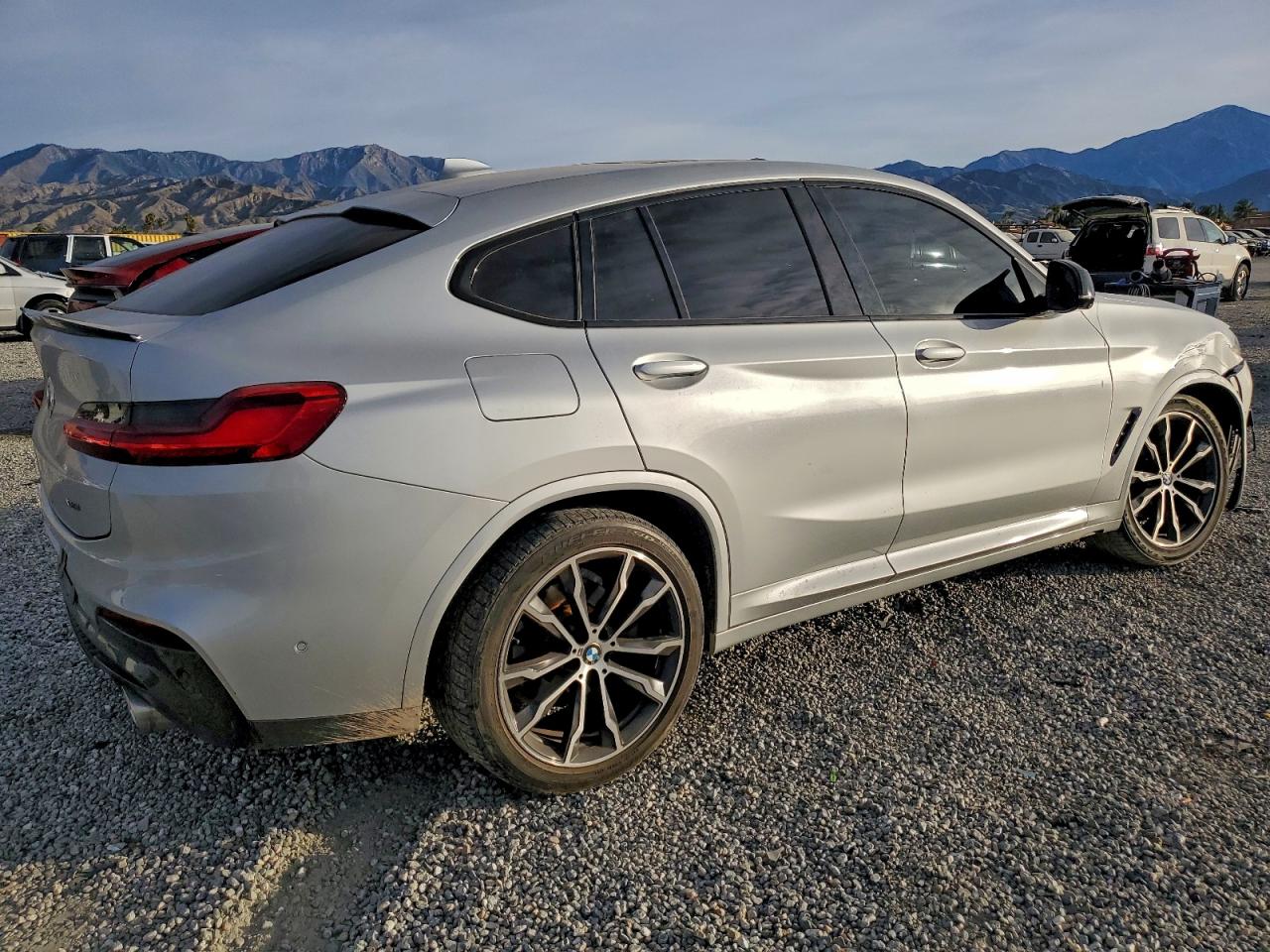 2019 BMW X4 XDRIVE30I photo 3