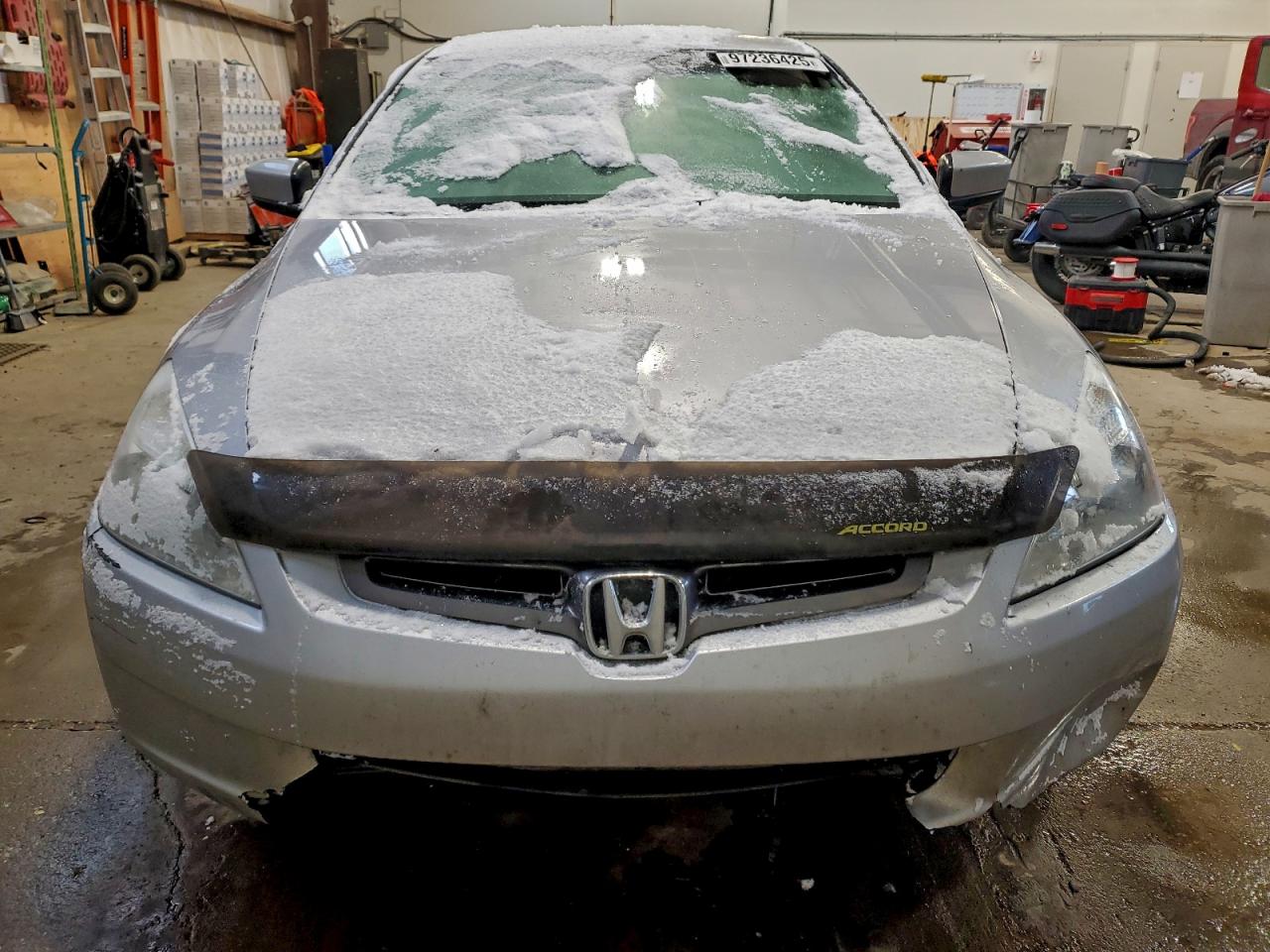 2003 HONDA ACCORD LX photo 5