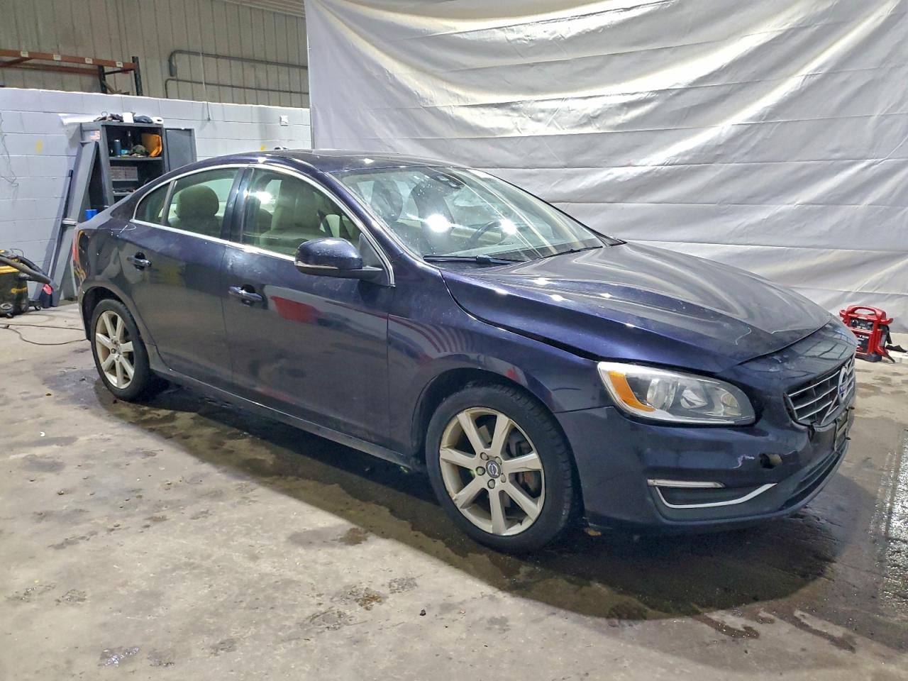 2016 VOLVO S60 PREMIER photo 4