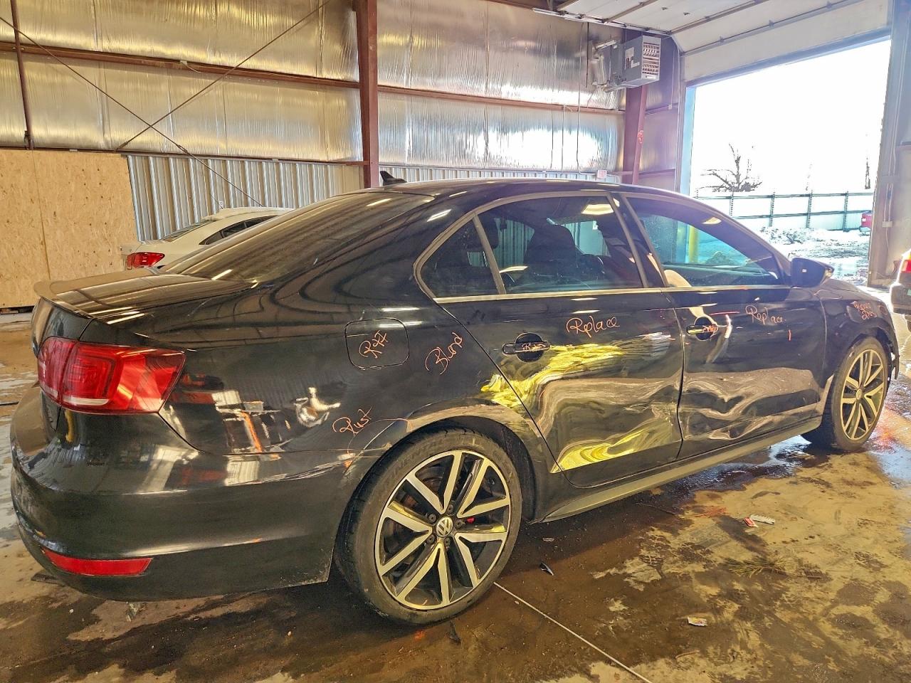 2014 VOLKSWAGEN JETTA GLI photo 3