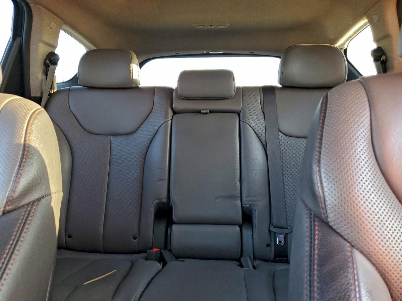 2019 HYUNDAI SANTA FE LIMITED photo 10