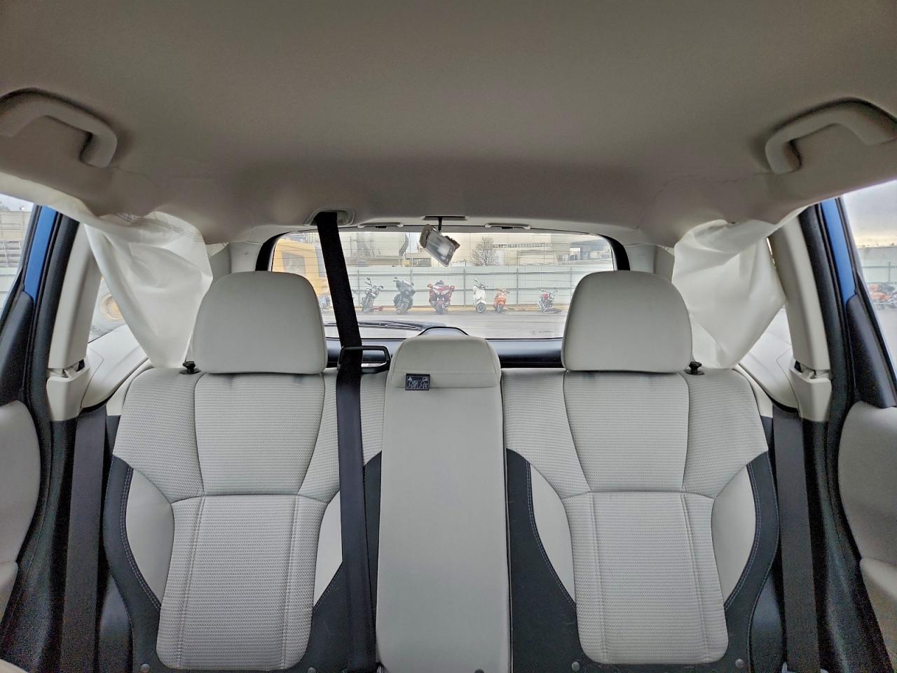 2022 SUBARU FORESTER photo 10
