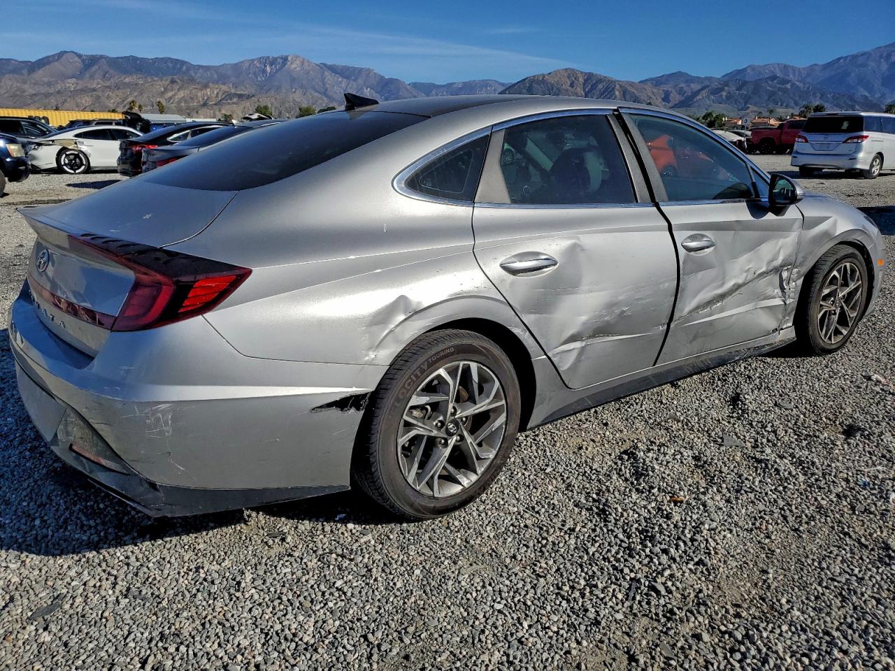 2020 HYUNDAI SONATA SEL photo 3