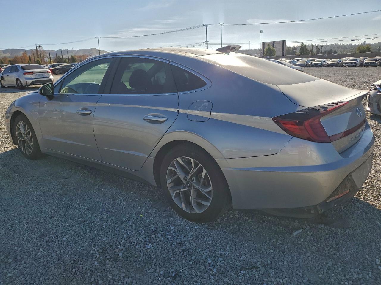 2020 HYUNDAI SONATA SEL photo 2