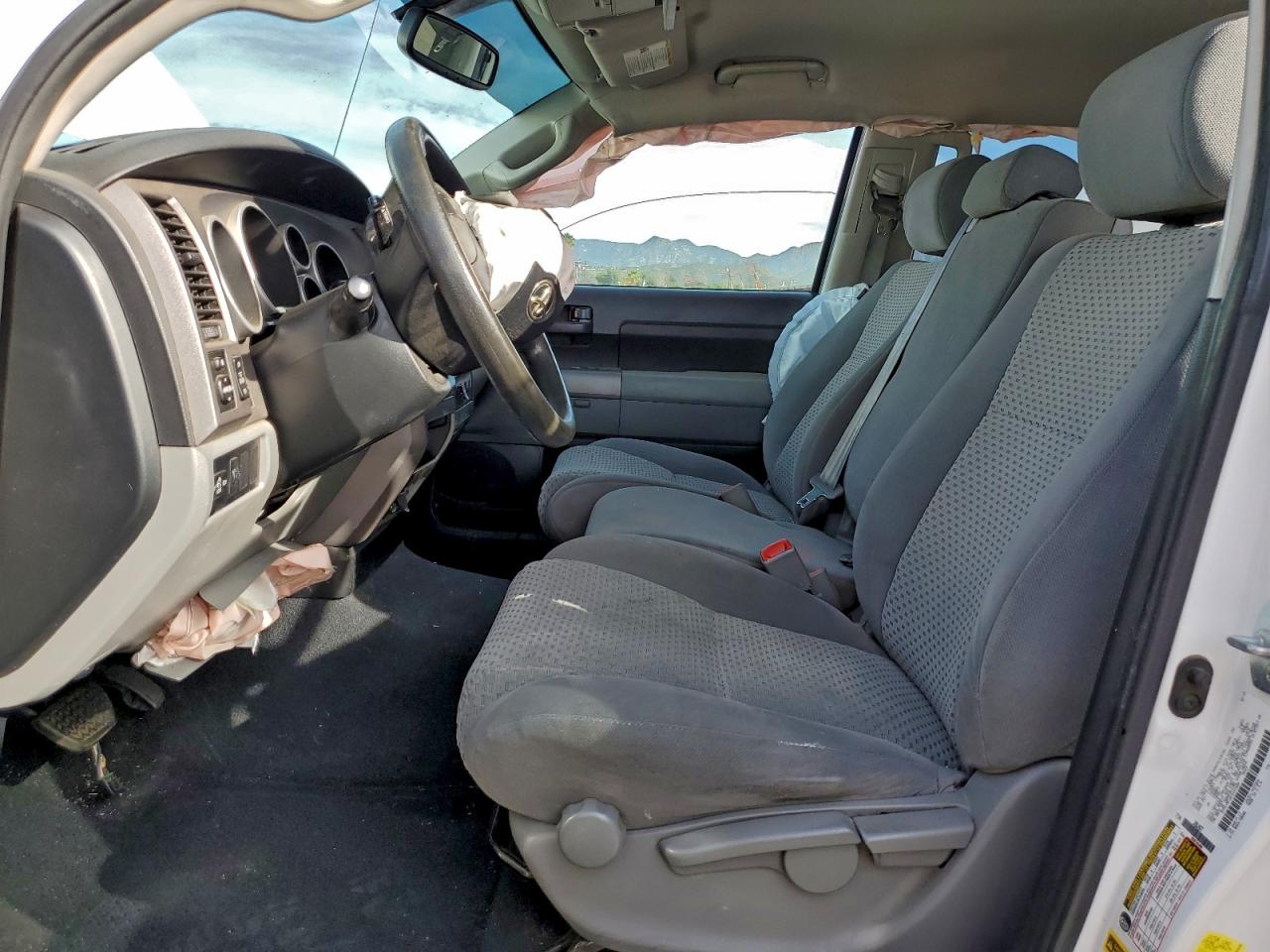 2012 TOYOTA TUNDRA CREWMAX SR5 photo 13