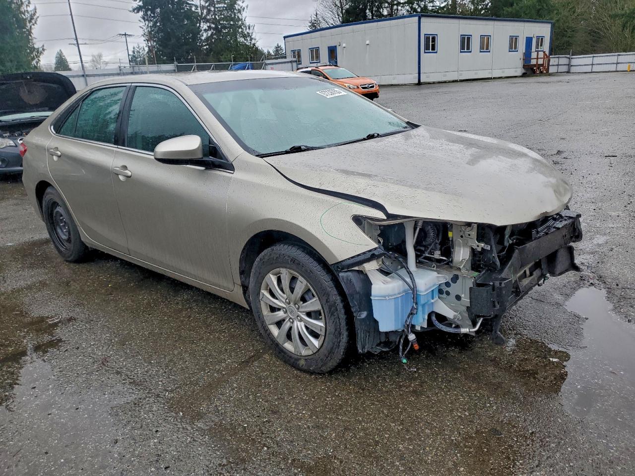 2016 TOYOTA CAMRY LE photo 13