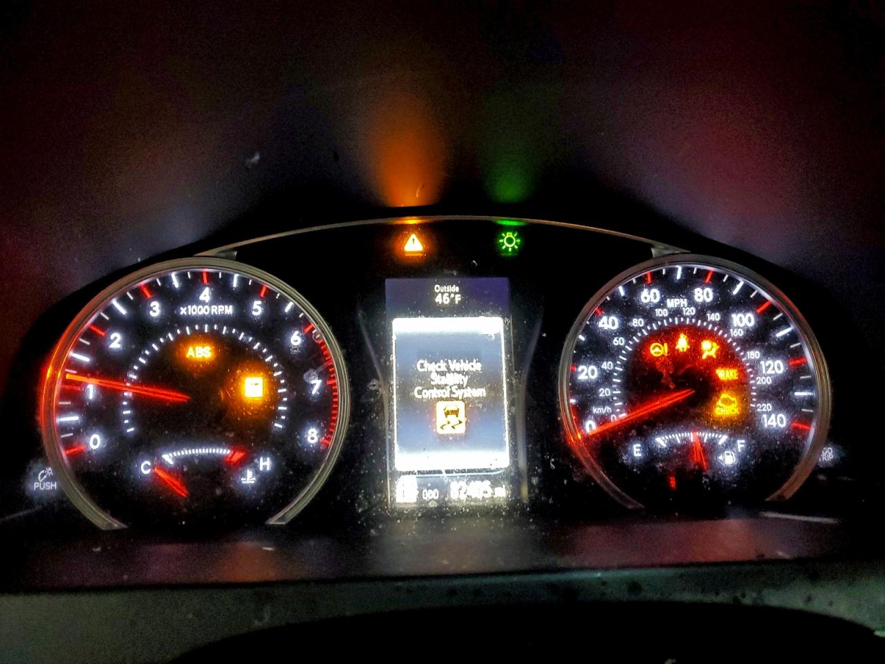 2015 TOYOTA CAMRY LE photo 9