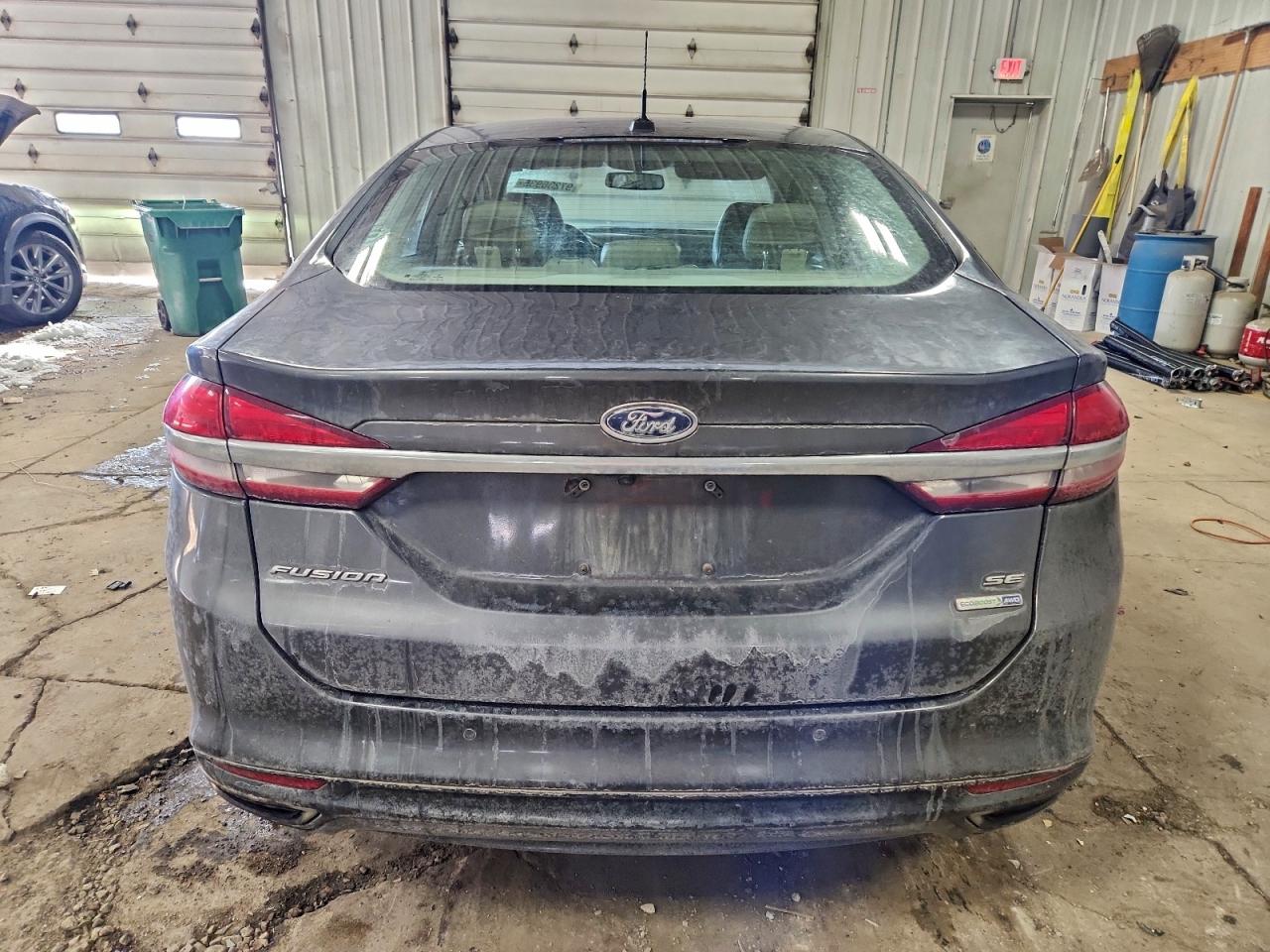 2017 FORD FUSION SE photo 6