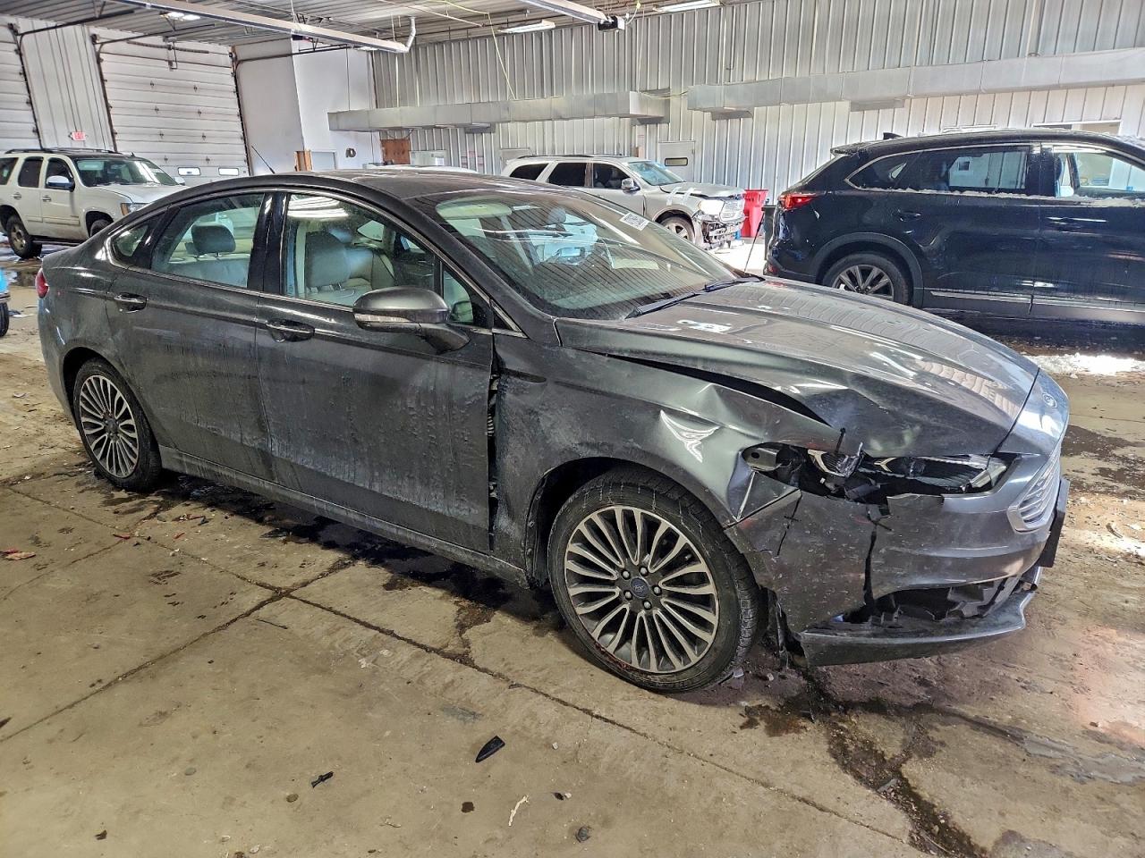 2017 FORD FUSION SE photo 4