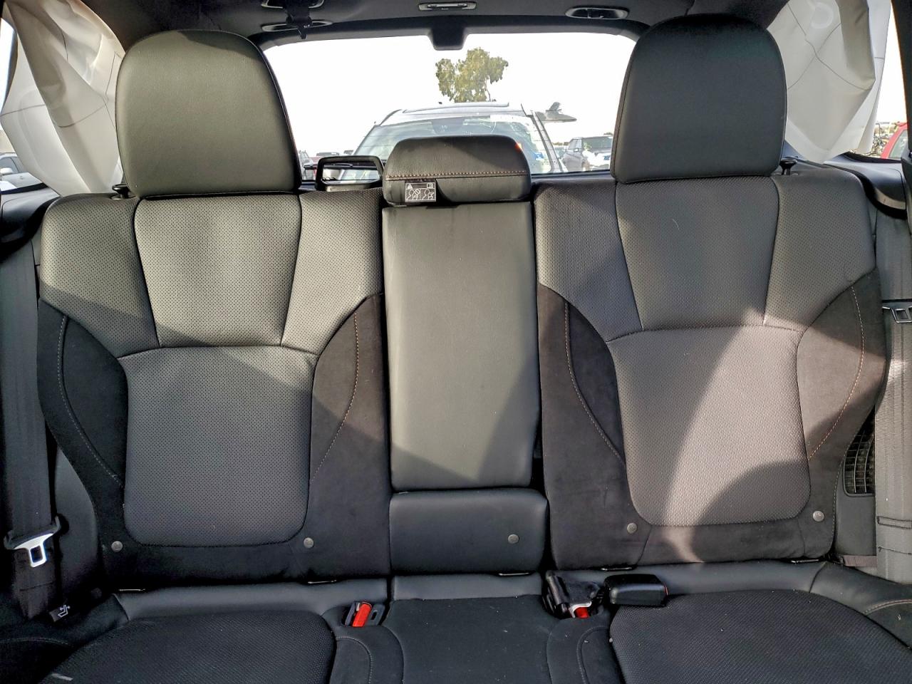2025 SUBARU FORESTER TOURING photo 28