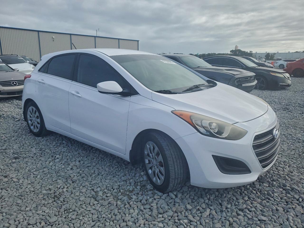 2016 HYUNDAI ELANTRA GT photo 7