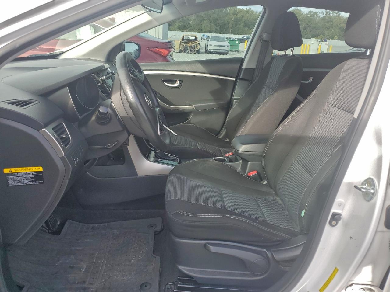 2016 HYUNDAI ELANTRA GT photo 13