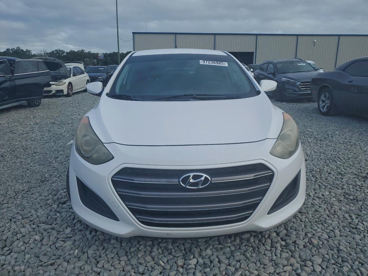 2016 HYUNDAI ELANTRA GT photo 9