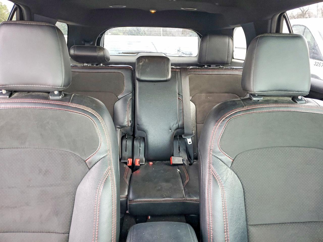 2018 FORD EXPLORER XLT photo 10