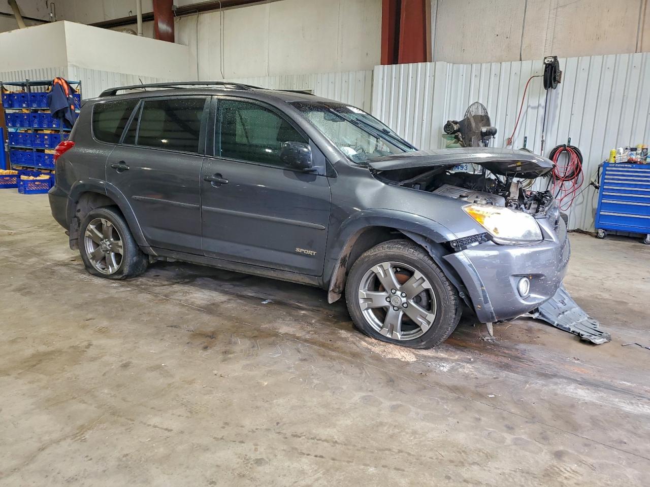 2011 TOYOTA RAV4 photo 4