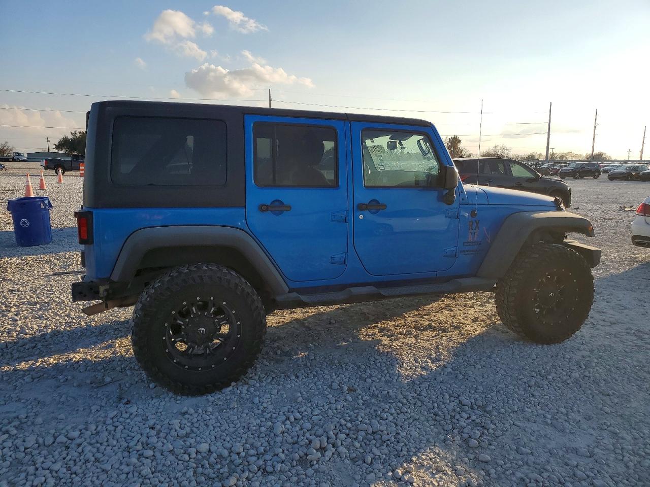 2015 JEEP WRANGLER UNLIMITED SPORT photo 3