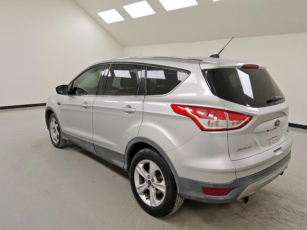 2013 FORD ESCAPE SE photo 4