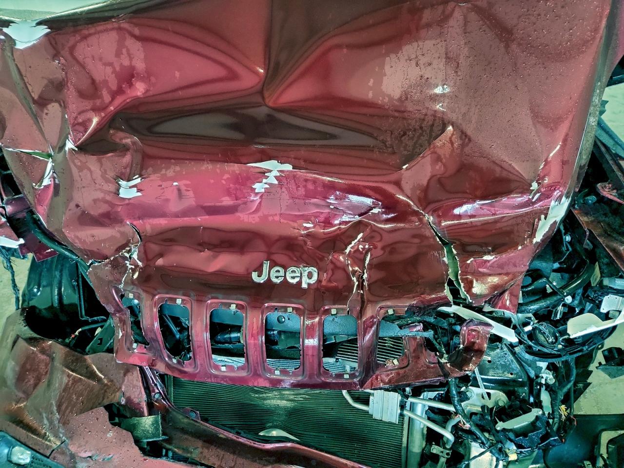 2019 JEEP CHEROKEE LATITUDE photo 12