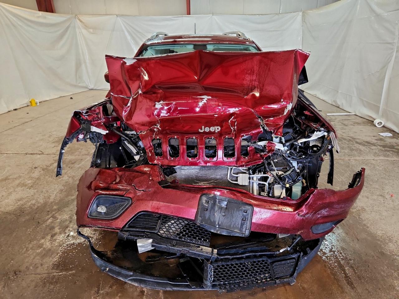 2019 JEEP CHEROKEE LATITUDE photo 5