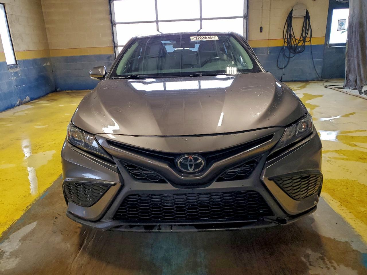 2022 TOYOTA CAMRY SE photo 5