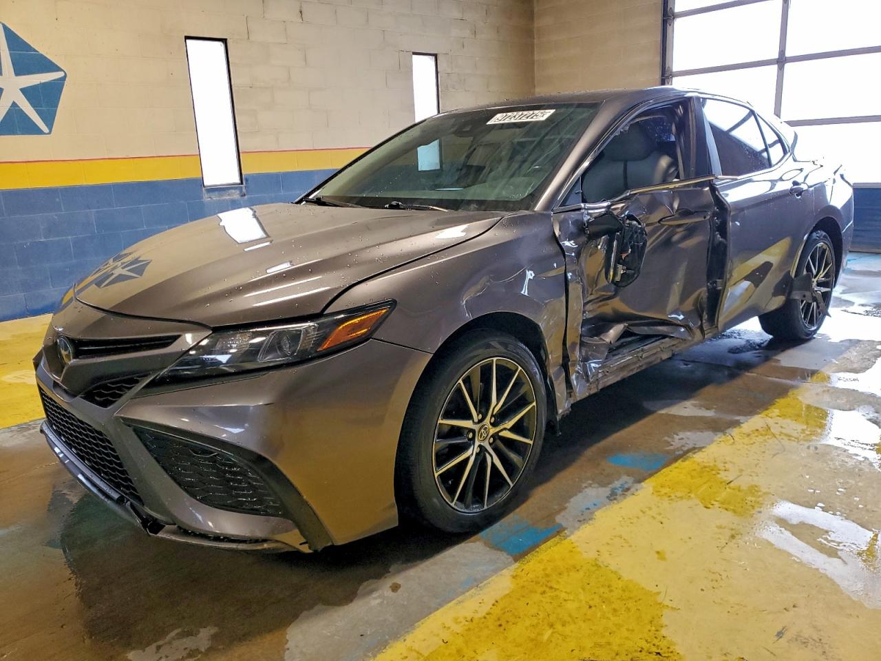 2022 TOYOTA CAMRY