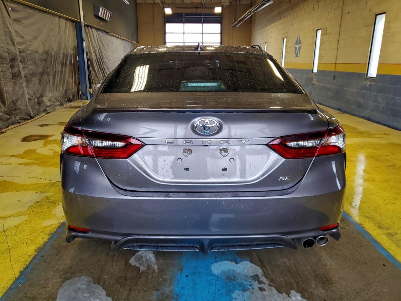2022 TOYOTA CAMRY SE photo 6