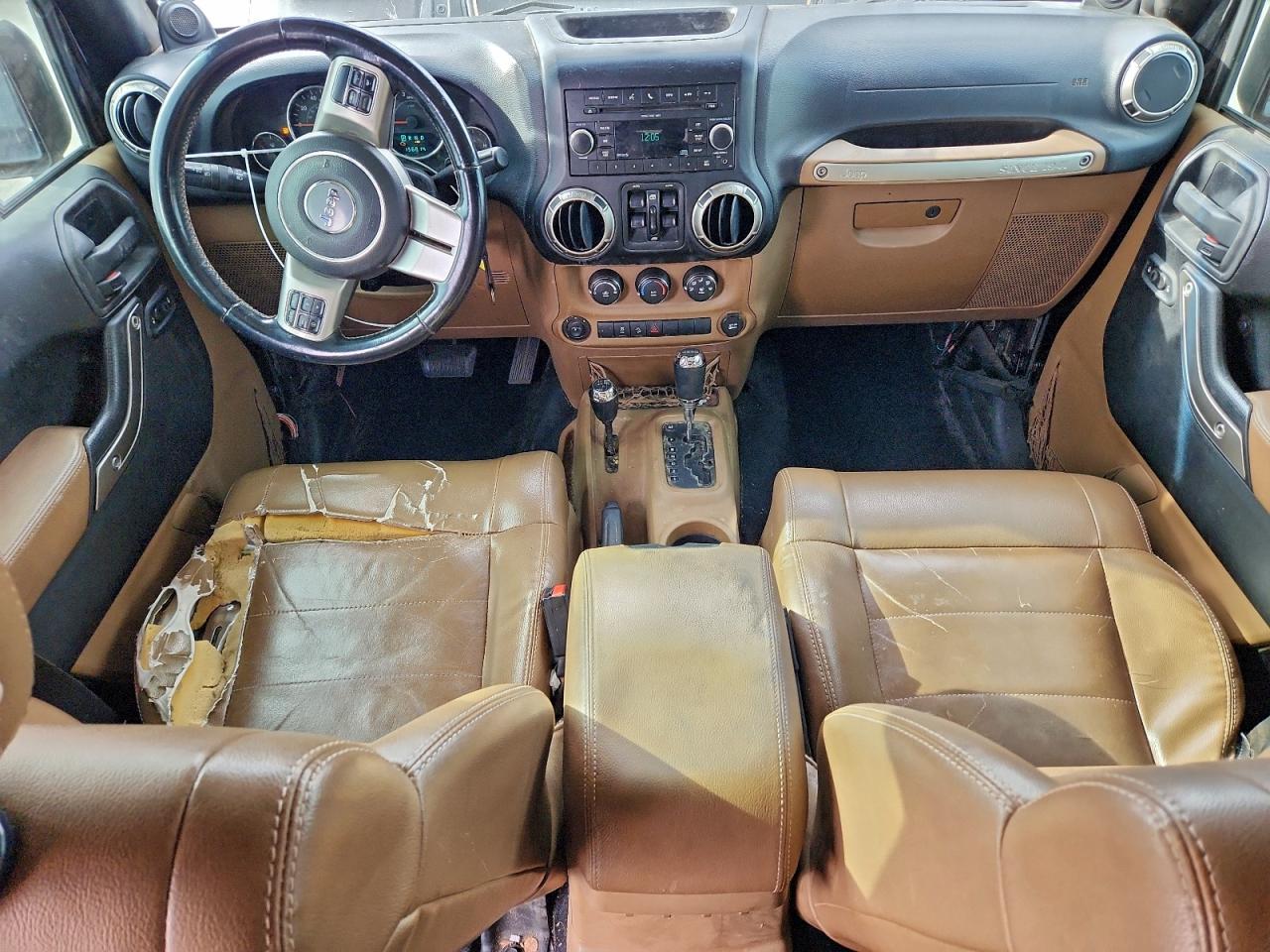 2011 JEEP WRANGLER UNLIMITED SPORT photo 8