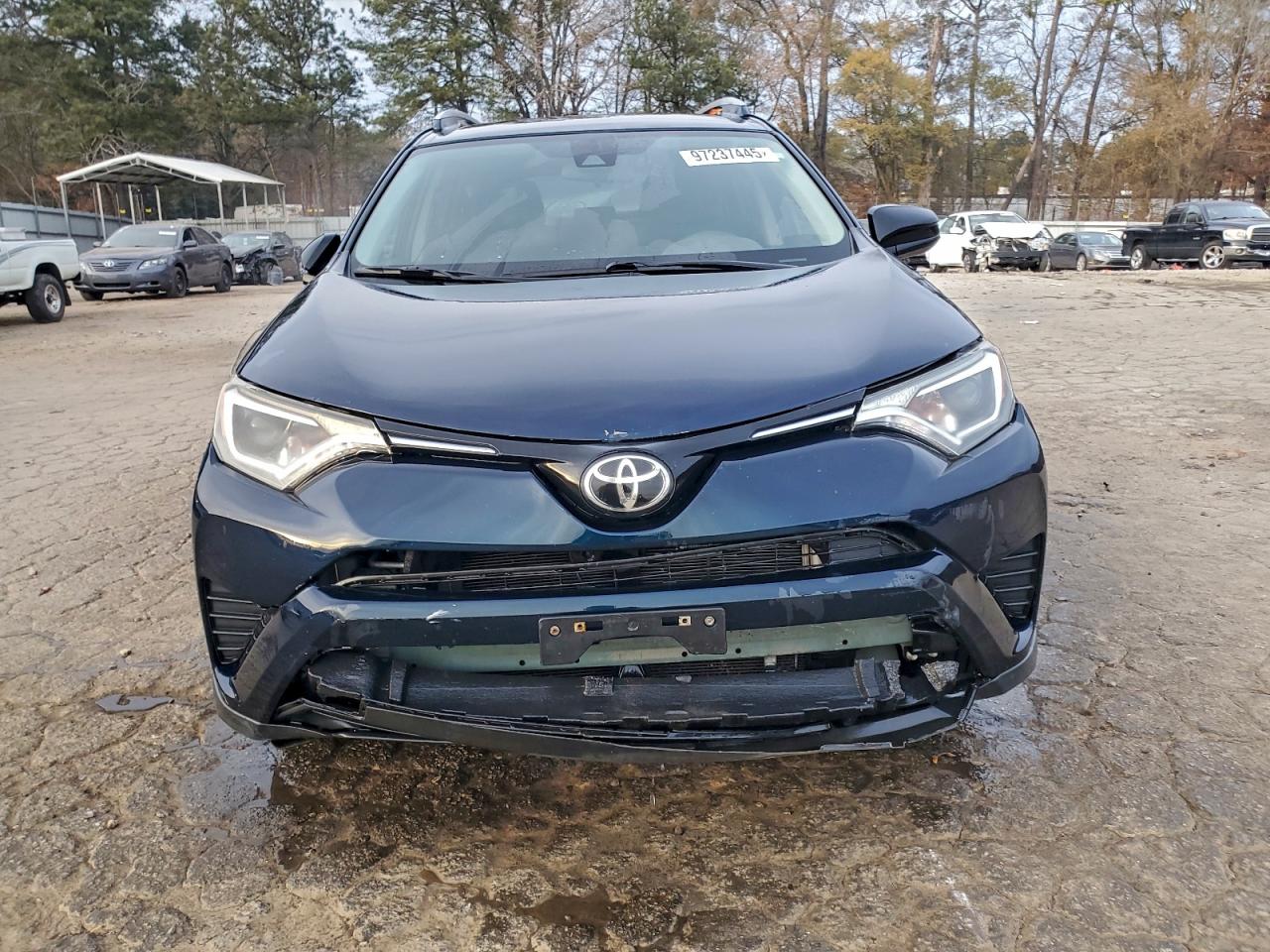 2017 TOYOTA RAV4 LE photo 5