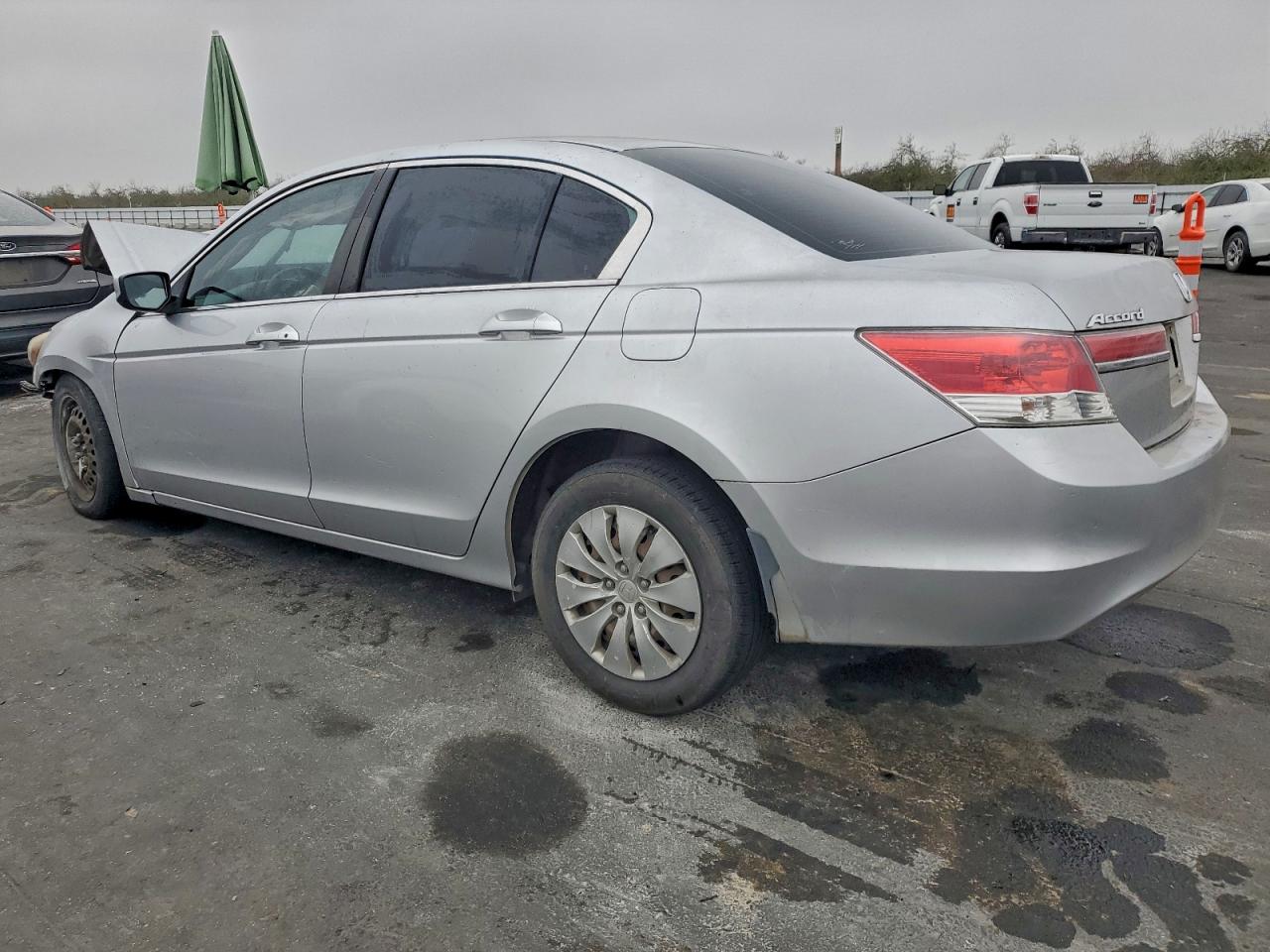 2012 HONDA ACCORD LX photo 2