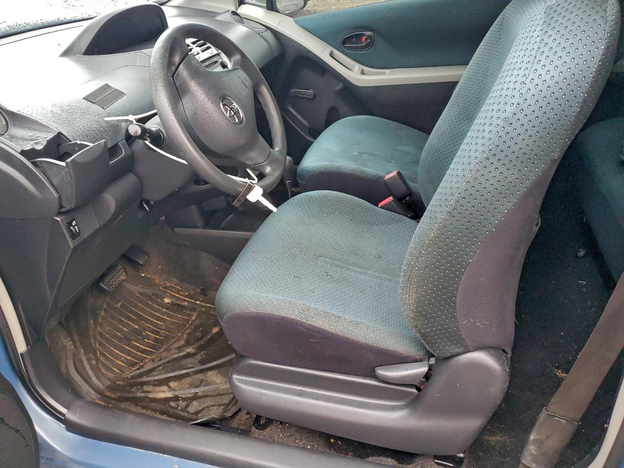 2007 TOYOTA YARIS photo 7