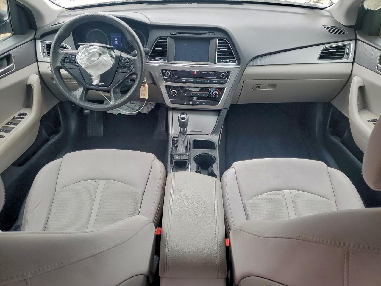 2016 HYUNDAI SONATA SE photo 8