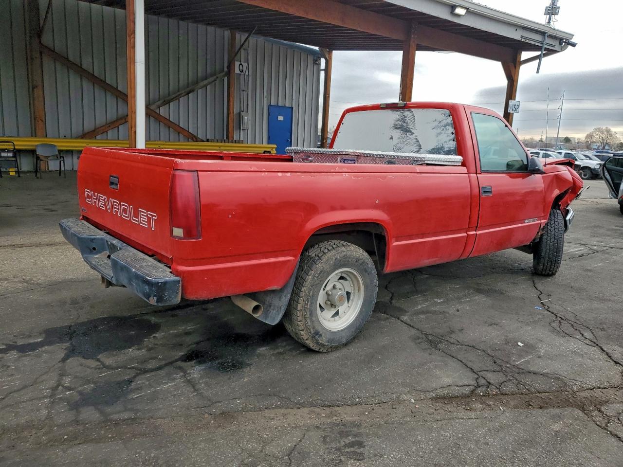 1995 CHEVROLET GMT-400 C2500 photo 3