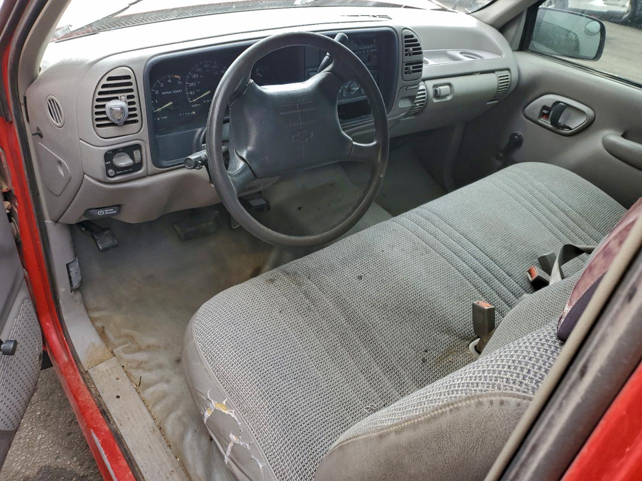 1995 CHEVROLET GMT-400 C2500 photo 8