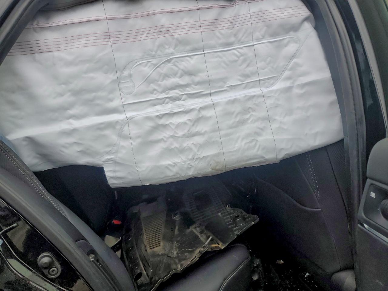 2021 TOYOTA MIRAI XLE photo 10