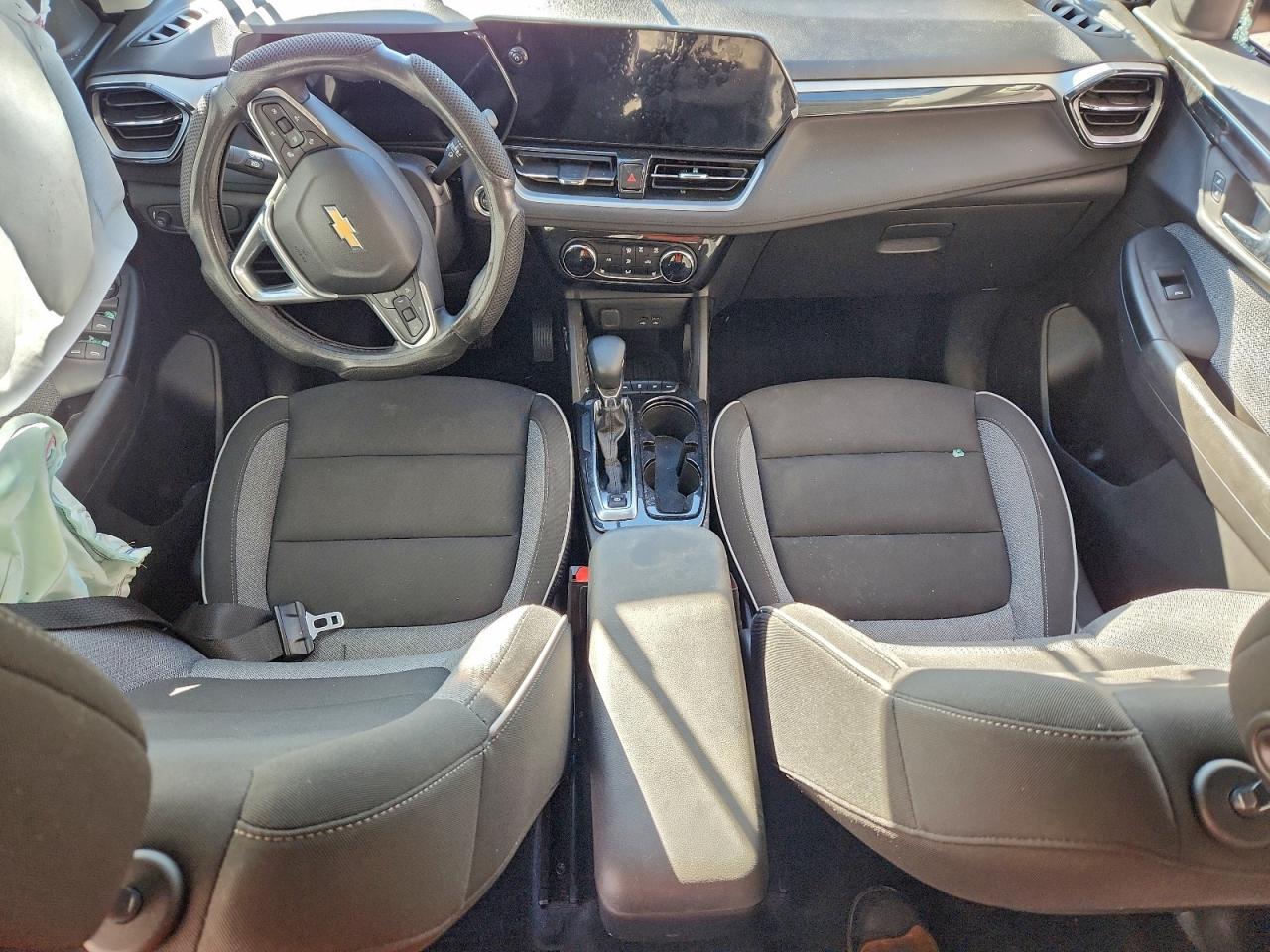2025 CHEVROLET TRAILBLAZER LT photo 15