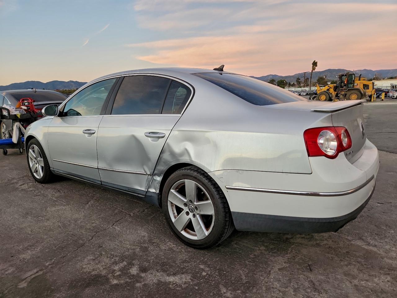 2008 VOLKSWAGEN PASSAT KOMFORT photo 4