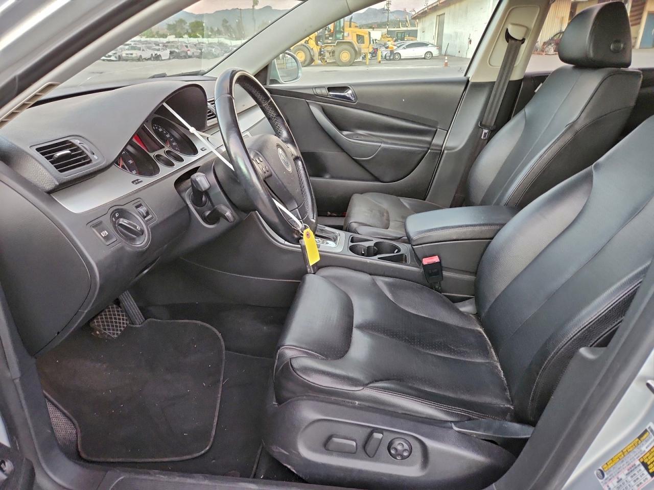 2008 VOLKSWAGEN PASSAT KOMFORT photo 19