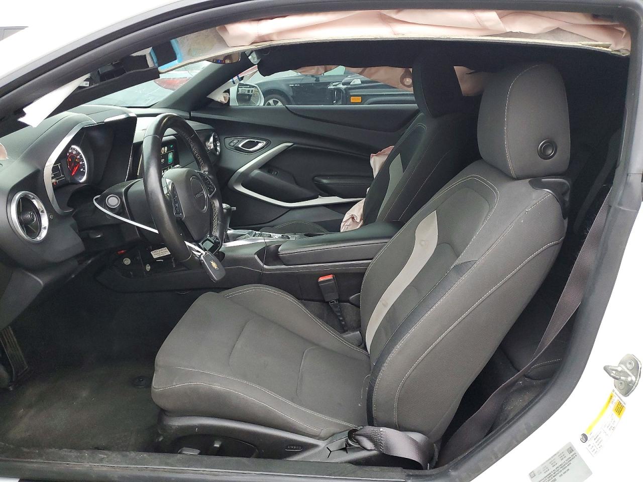 2016 CHEVROLET CAMARO LT photo 13
