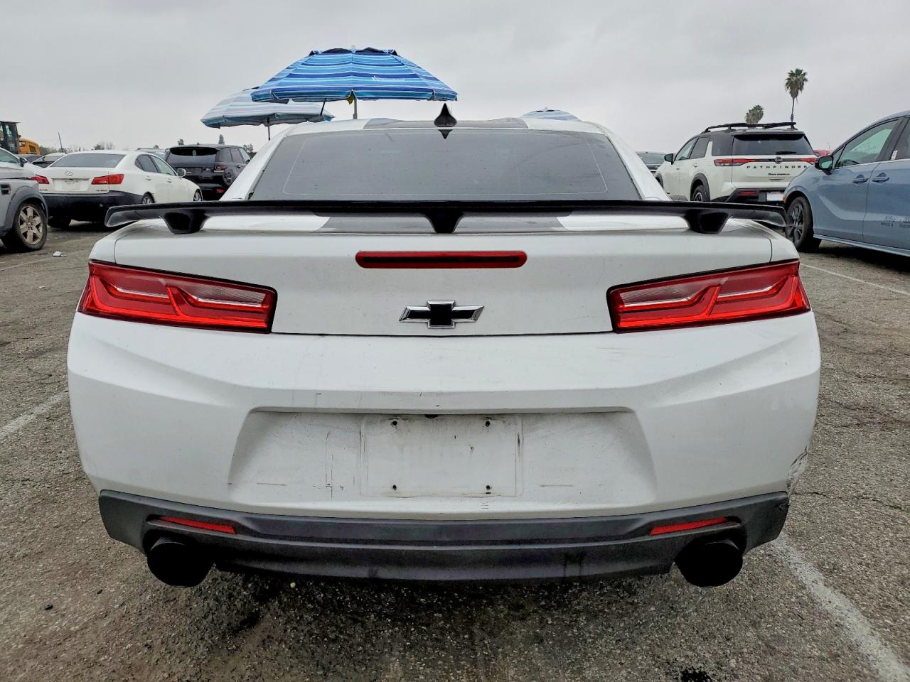 2016 CHEVROLET CAMARO LT photo 11