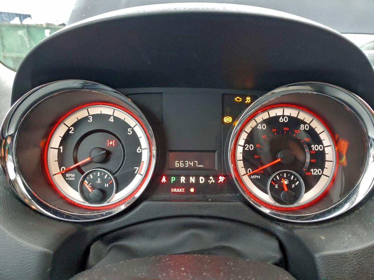 2015 DODGE GRAND CARAVAN SE photo 9