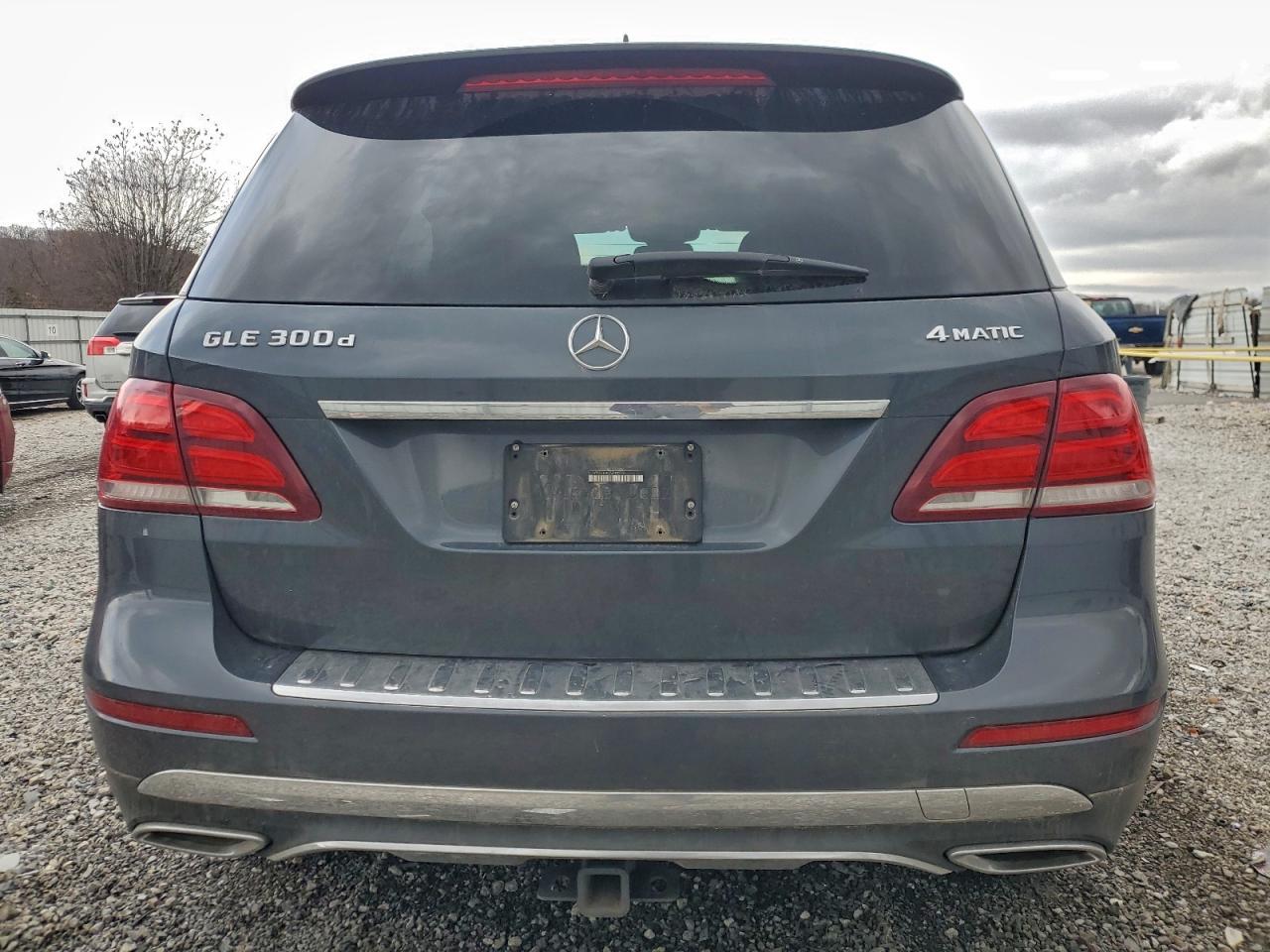 2016 MERCEDES-BENZ GLE 300D 4MATIC photo 6