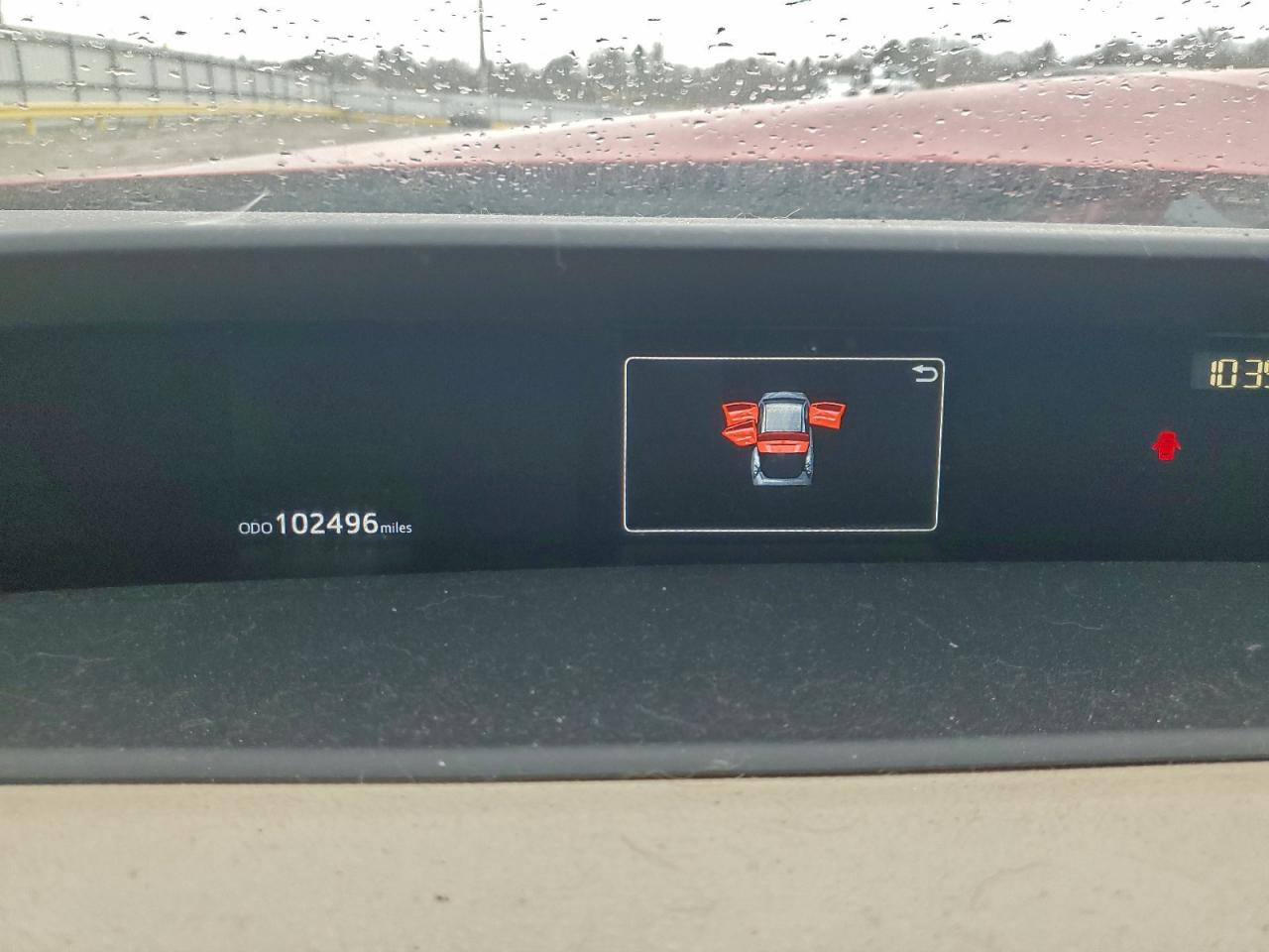 2016 TOYOTA PRIUS photo 9