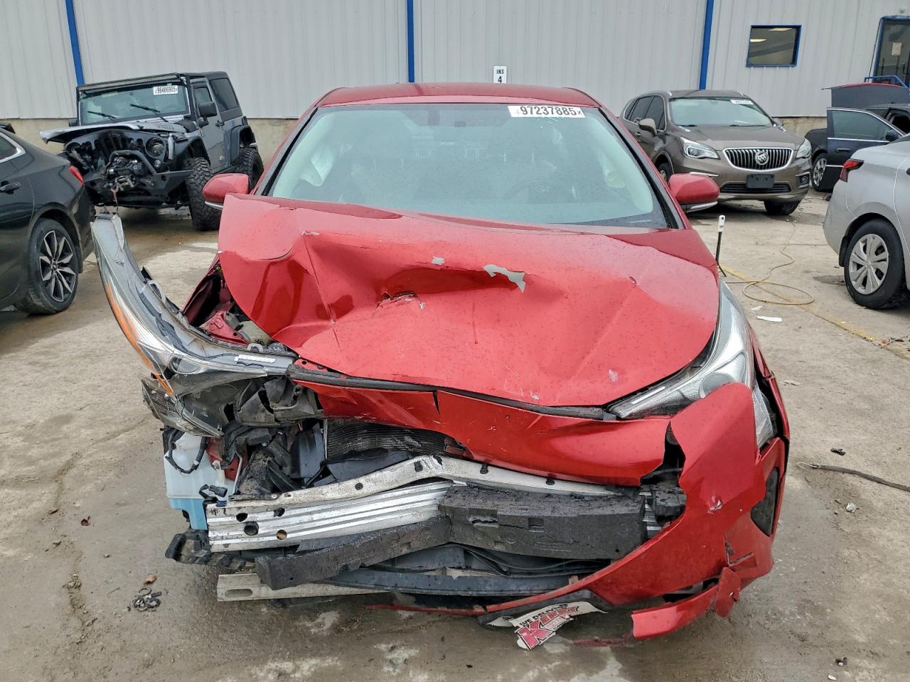 2016 TOYOTA PRIUS photo 5
