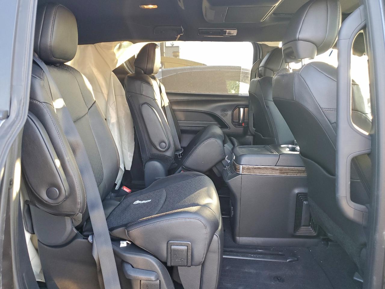 2025 TOYOTA SIENNA LIMITED photo 11