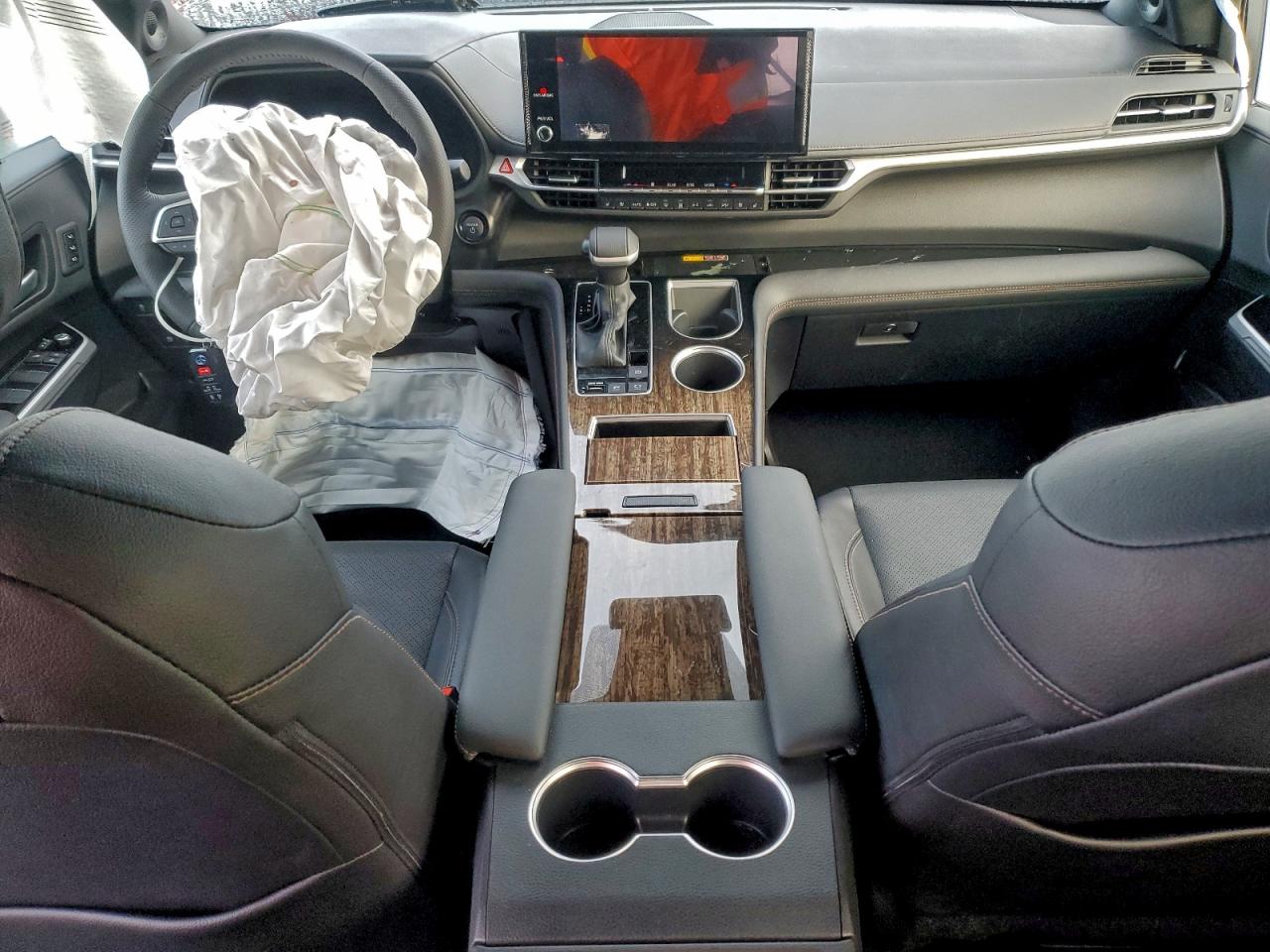 2025 TOYOTA SIENNA LIMITED photo 8